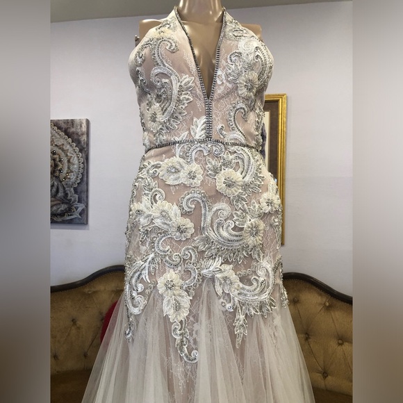 Terani couture wedding halter lace flower embellished wedding gown nude size XS - Picture 6 of 12